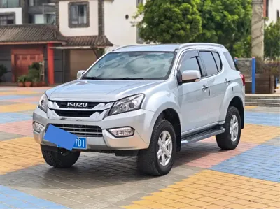 Isuzu MU-X