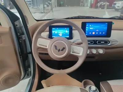 Wuling MINIEV